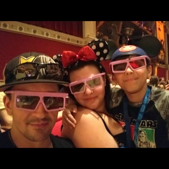 Meet your Posher, Michalea - Picture 2 of 4